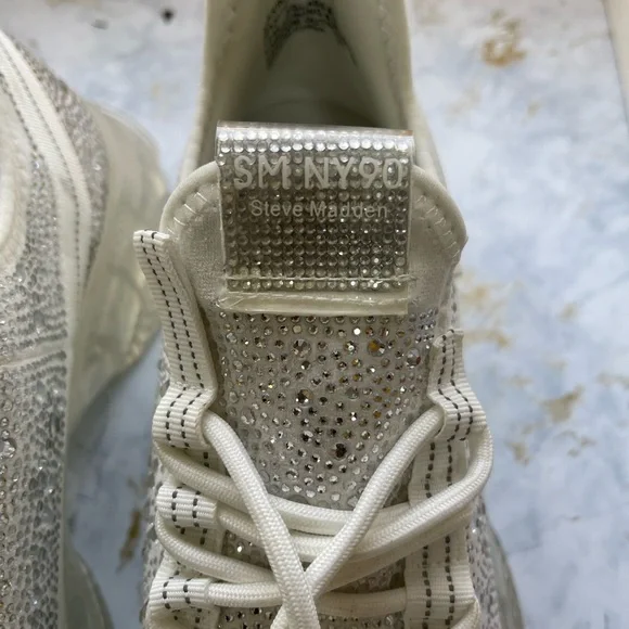 Steve Madden Maxima Sparkling White Sneakers *NEW* - Picture 2 of 5